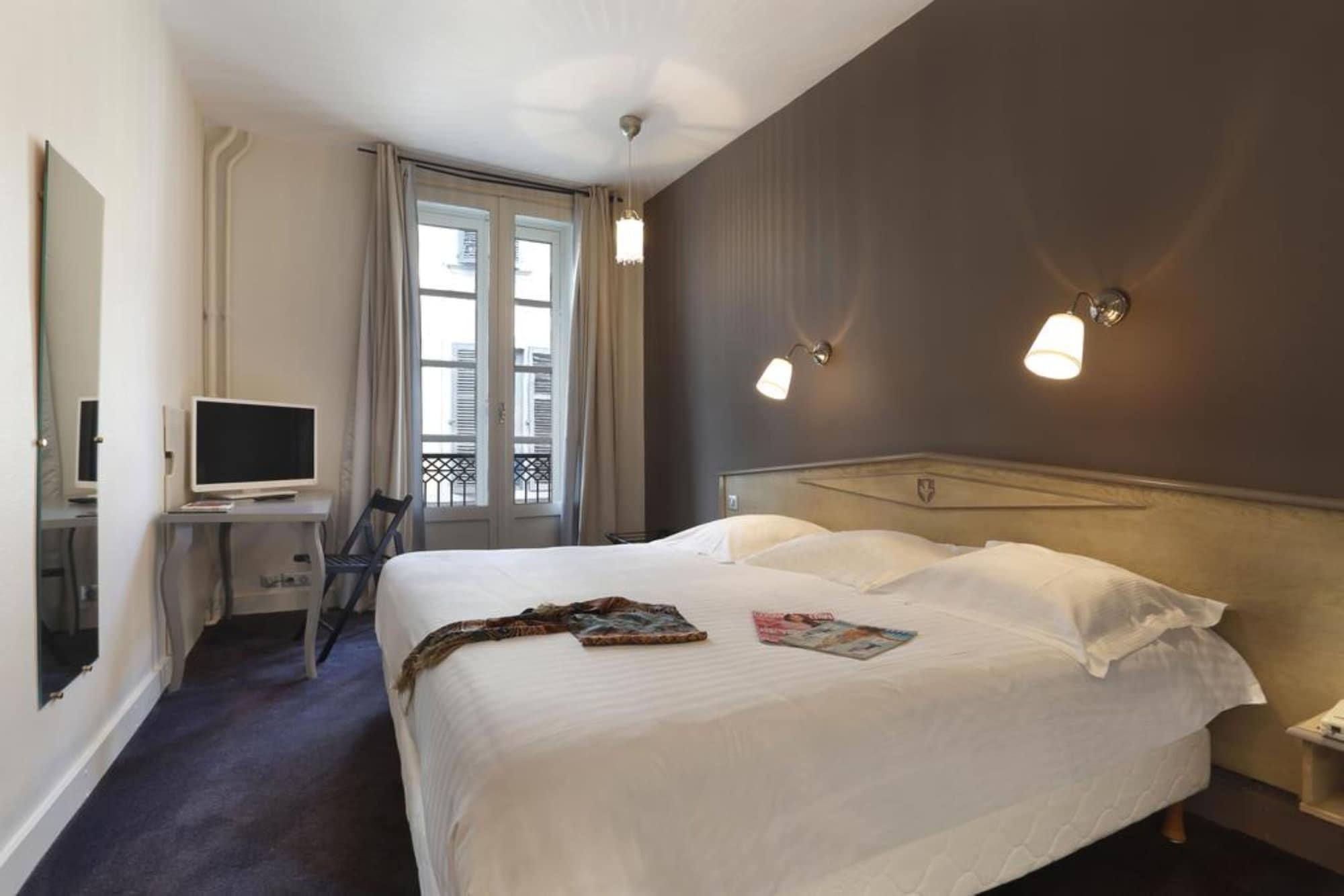 Le Roncevaux Hotel Pau