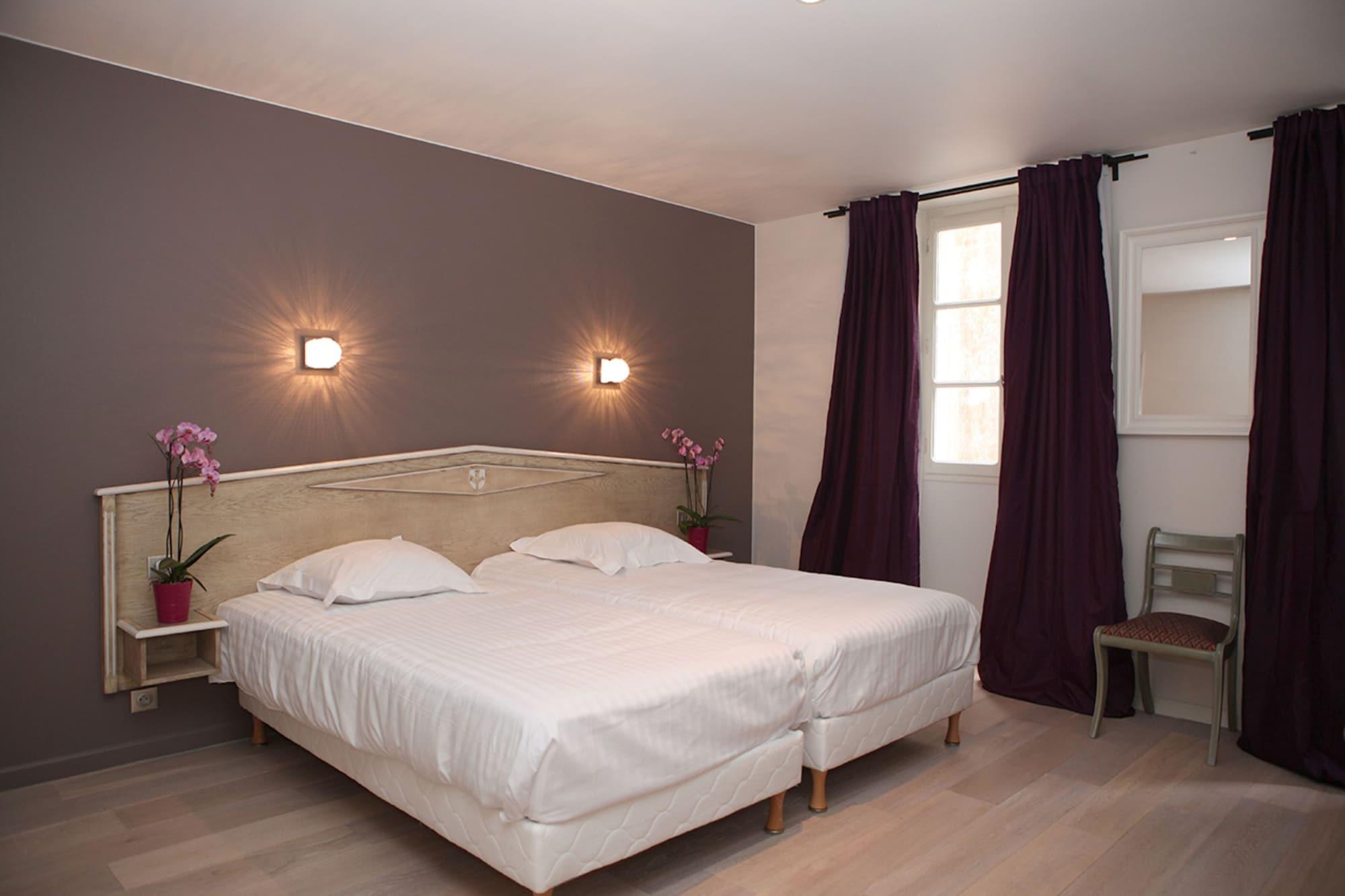 Le Roncevaux 3*