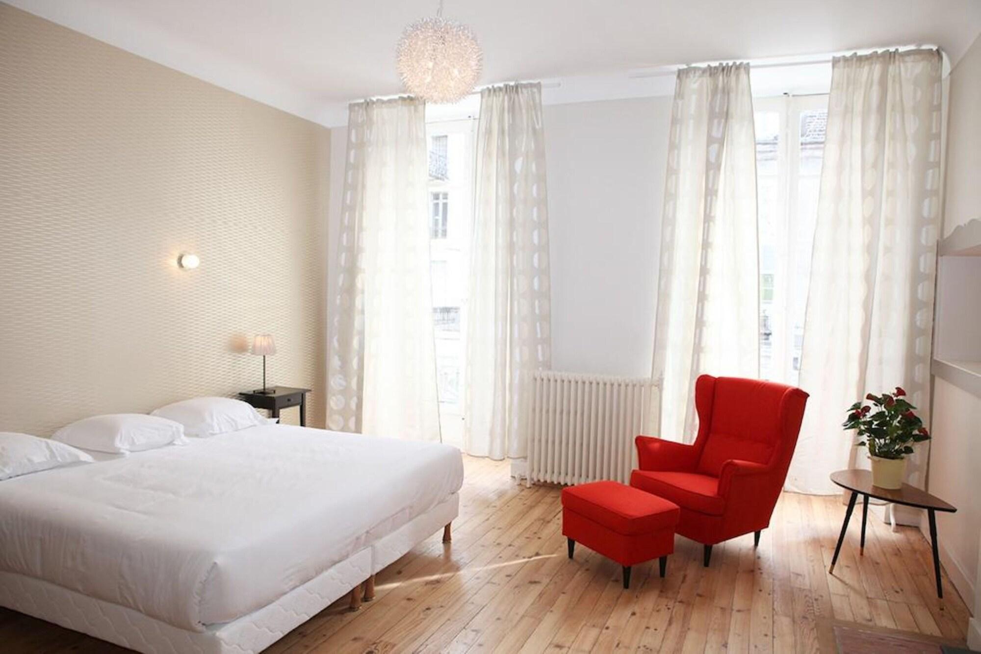 Hotel Le Roncevaux 3*