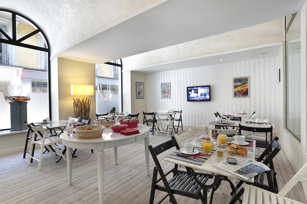 Hotel Le Roncevaux Pau