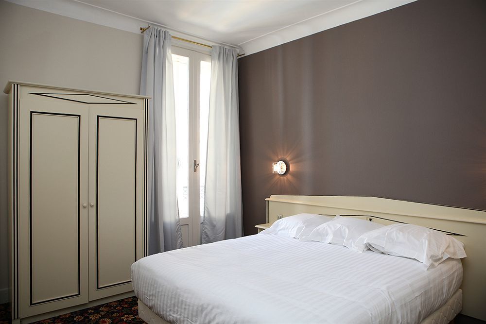 Hotel Le Roncevaux 3*
