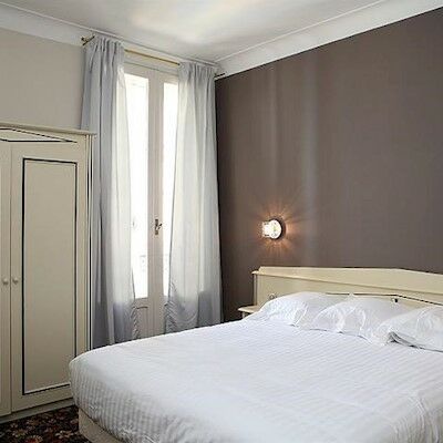 Hotel Le Roncevaux Pau